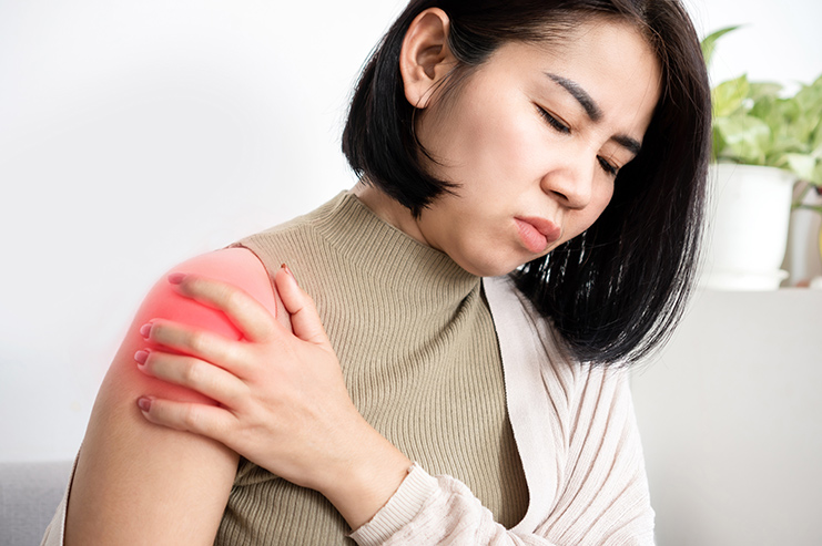 How Specialists Decide Whether Rotator Cuff Tears Need Surgery